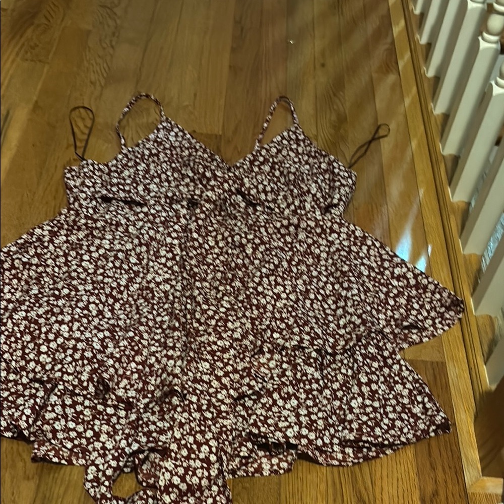 Francesca's Collections Brown and White Floral Top
